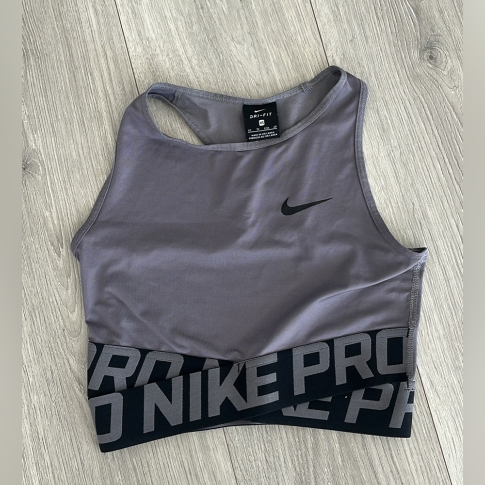 Nike Dri-FIT XS Gray Top - Picture 1 of 4